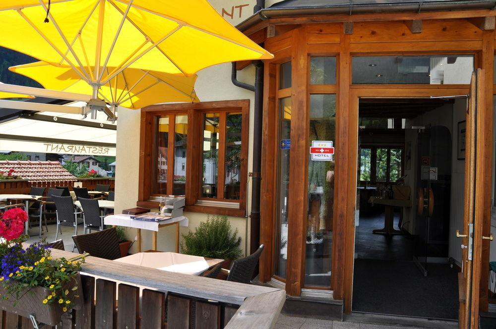 Hotel Ladina Berguen Exterior photo